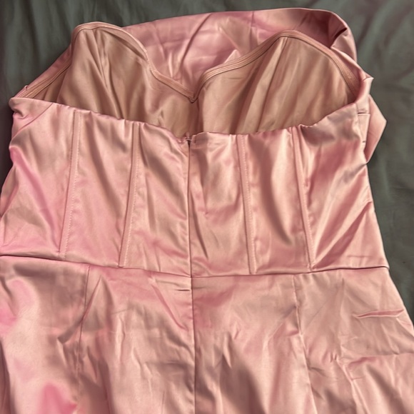 Ruched asymmetrical hem satin tube dress - Picture 6 of 8